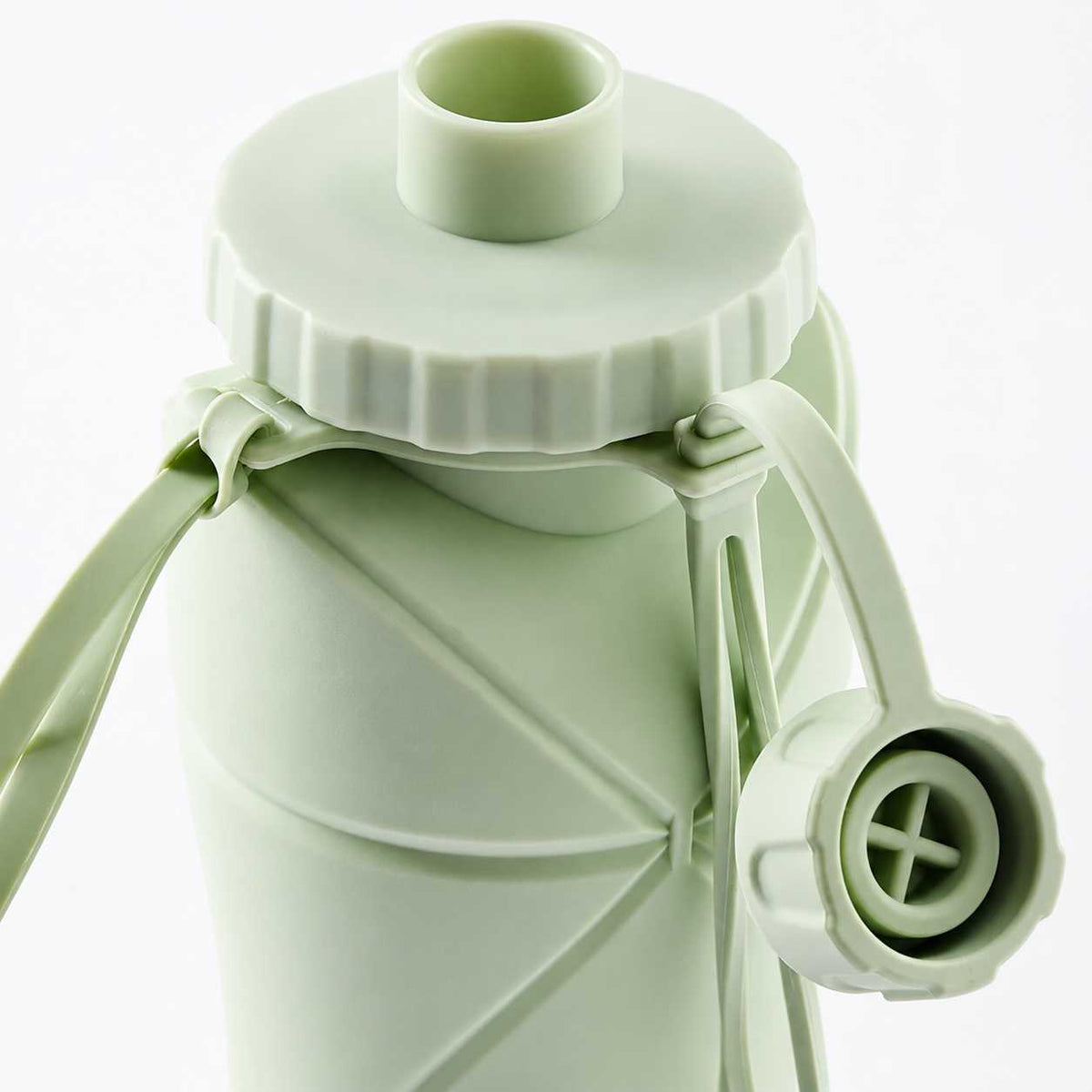 Silicone Folding Water Bottle | Collapsible & Reusable Travel Bottle | Space-Saving Design | Random Color